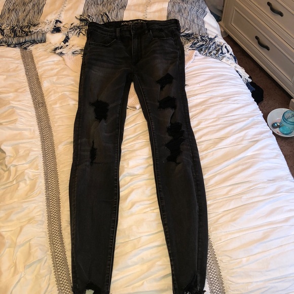 American Eagle Outfitters Pants - High rise black distressed jeggings